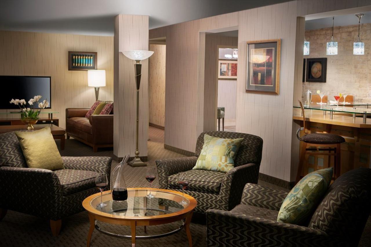 Sheraton Minneapolis Downtown Convention Center Extérieur photo