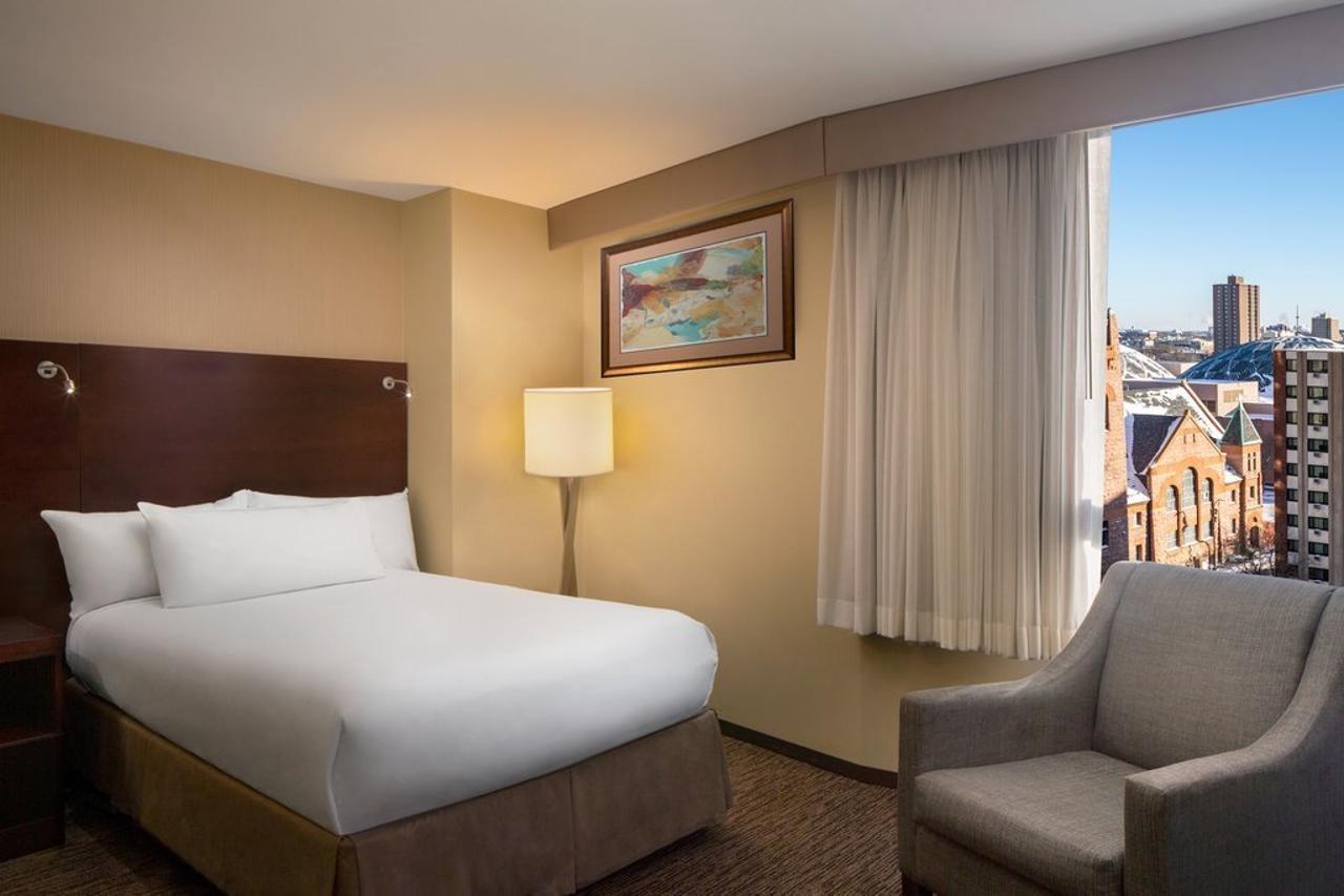 Sheraton Minneapolis Downtown Convention Center Extérieur photo